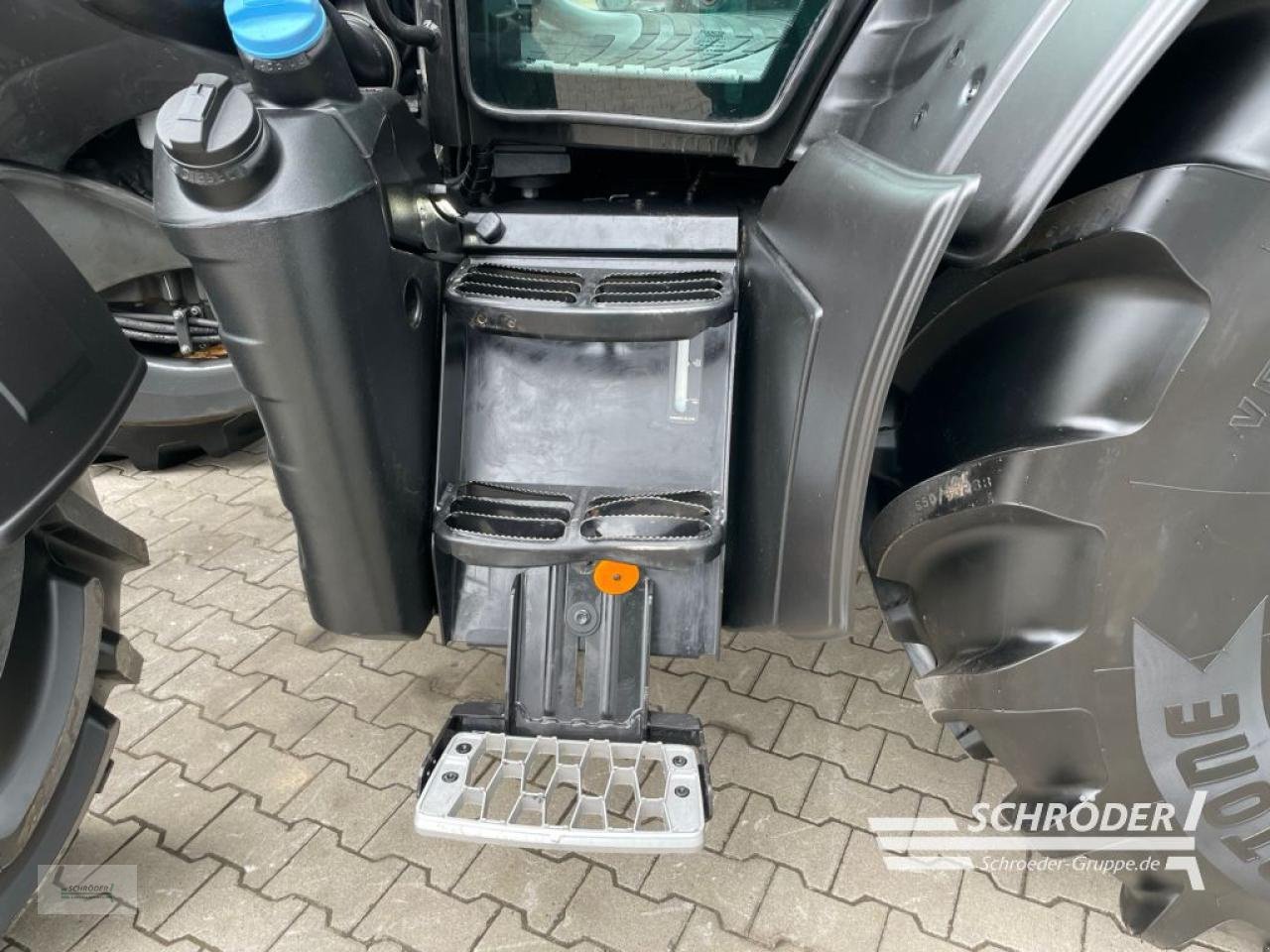 Traktor Türe ait Valtra N 175 A | RÜFA, Gebrauchtmaschine içinde Wildeshausen (resim 9)